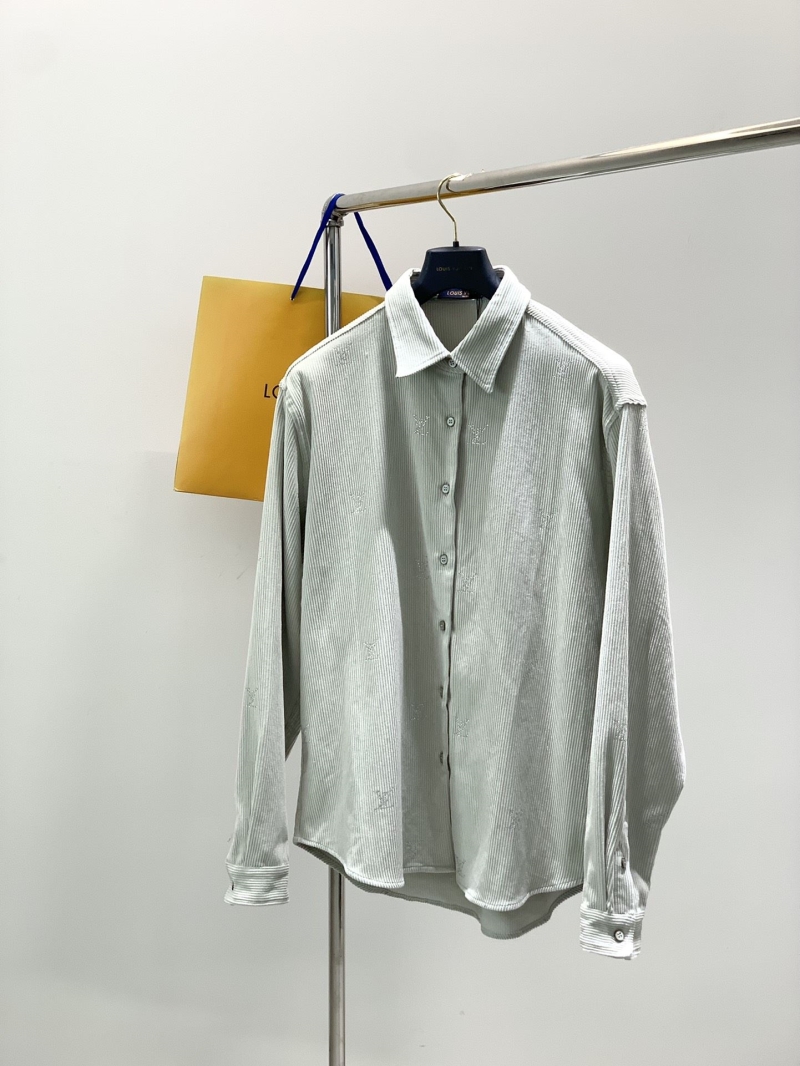 l0vis Vvtt0n t-shirt